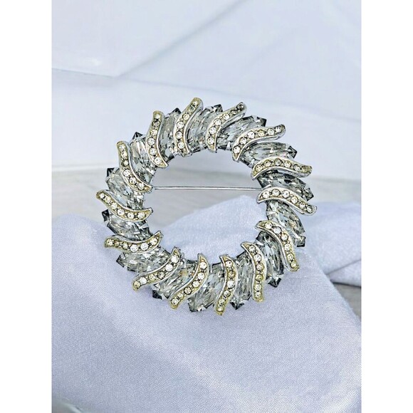 Weiss Crystal Brooch Vtg Open Circle Celestial Wreath Large Estate Jewelry Pin - Picture 2 of 10